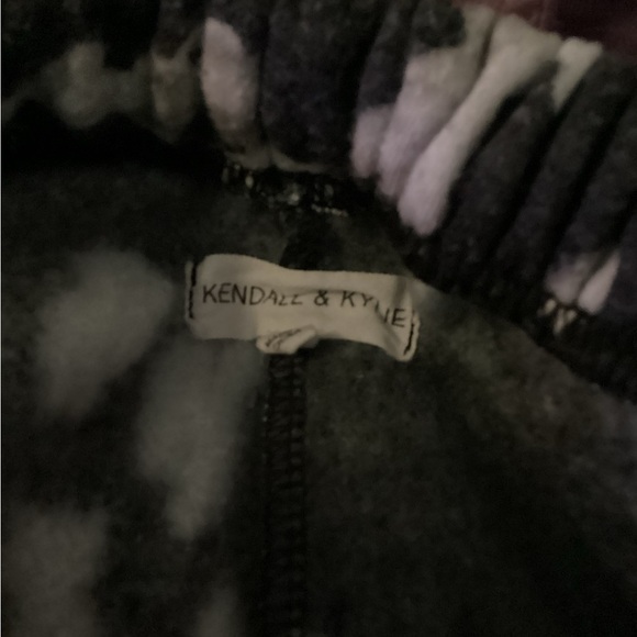 Kendall & Kylie Black and White Joggers with Abstract Pattern - Picture 2 of 2